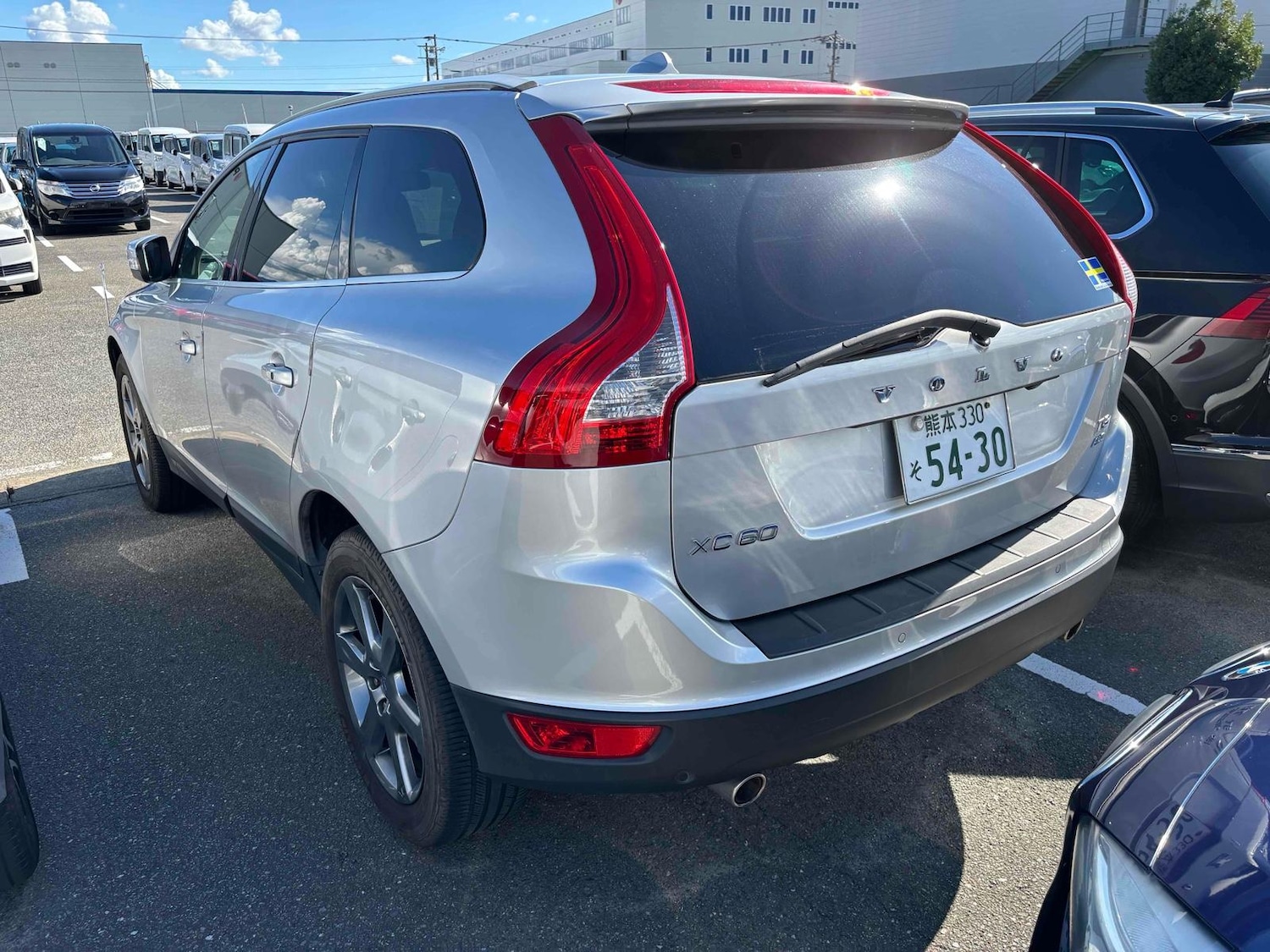 Used Volvo XC60 2025 for sale - 77525274: Photo 2