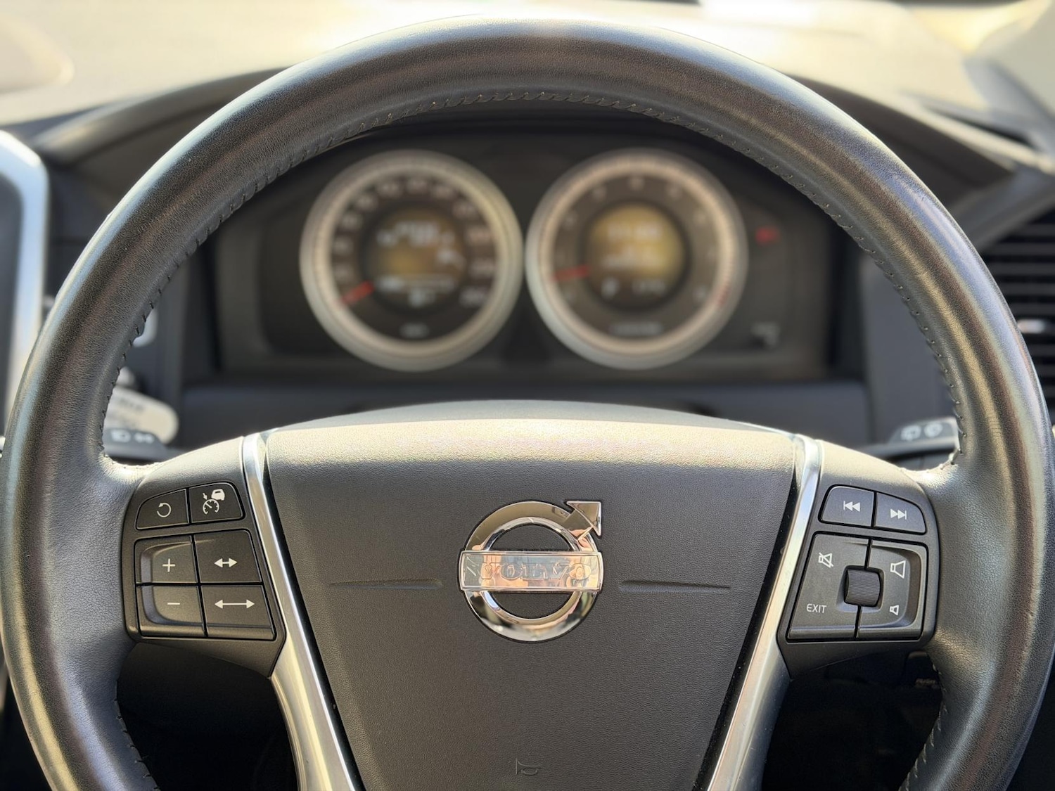 Used Volvo XC60 2012 for sale - 77525274: Photo 20