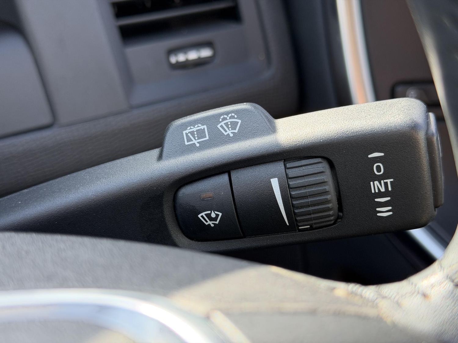 Used Volvo XC60 2012 for sale - 77525274: Photo 22