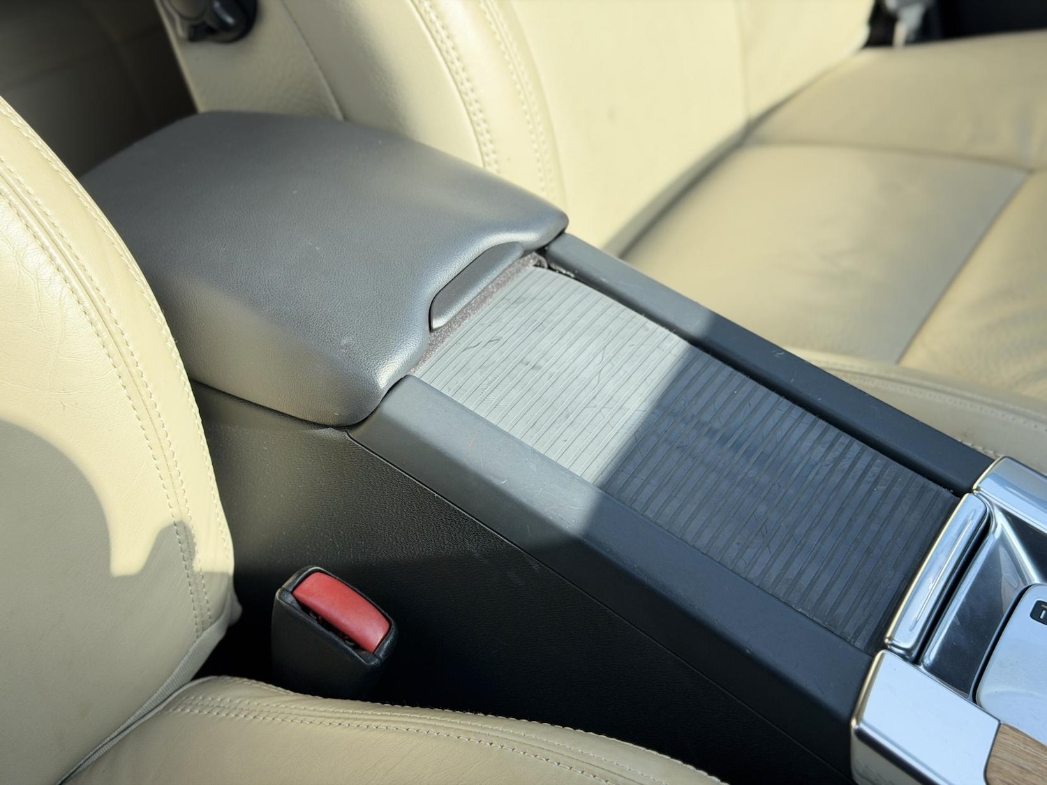 Used Volvo XC60 2012 for sale - 77525274: Photo 29