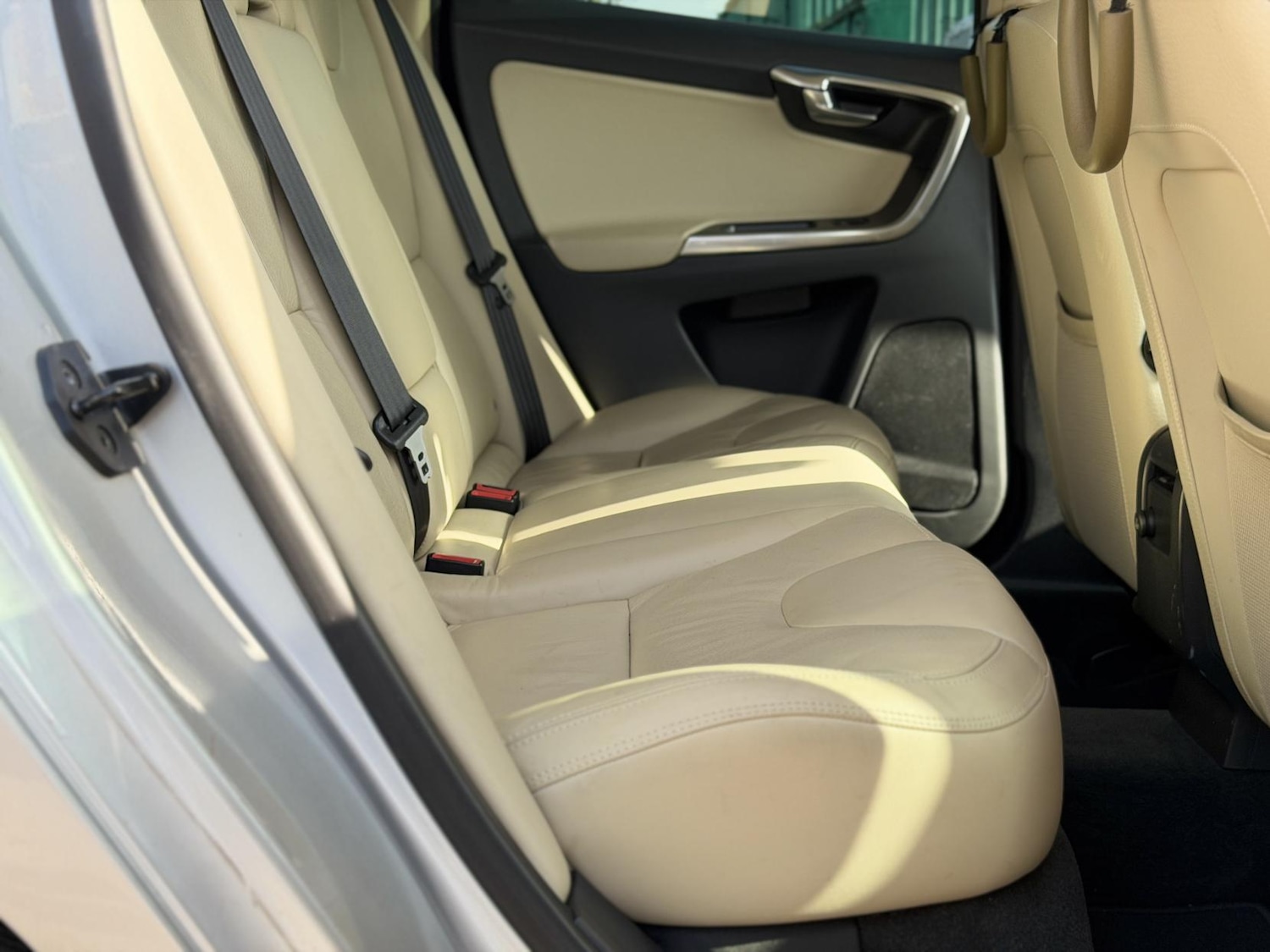 Used Volvo XC60 2012 for sale - 77525274: Photo 38