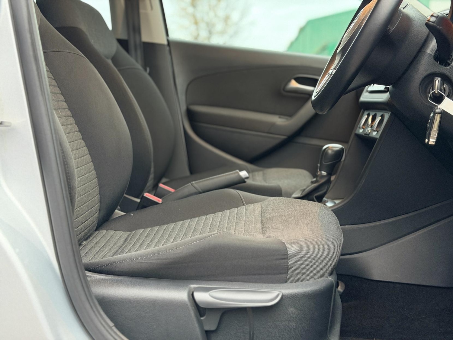 Used Volkswagen Polo 2014 for sale - 76455739: Photo 18