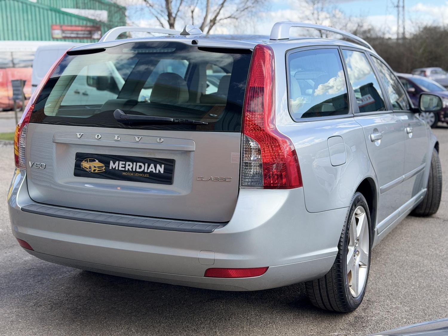 Used Volvo V50 2012 for sale - 77833770: Photo 2