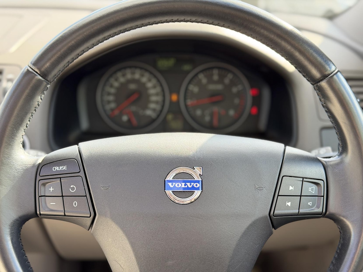 Used Volvo V50 2012 for sale - 77833770: Photo 20