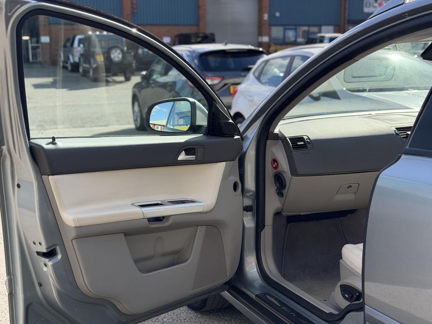 Used Volvo V50 2012 for sale - 77833770: Photo 29