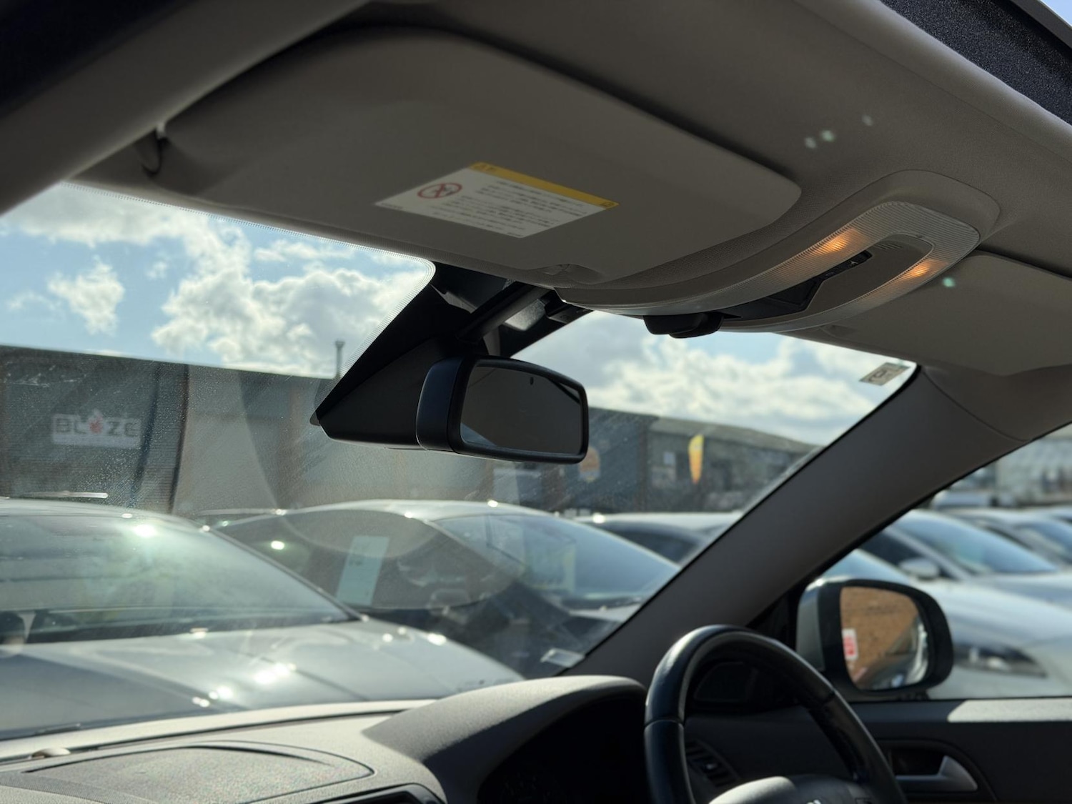 Used Volvo V50 2012 for sale - 77833770: Photo 32