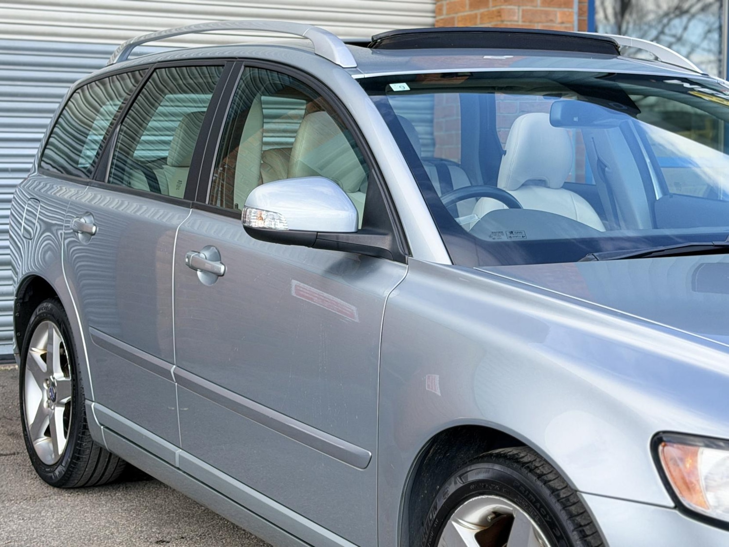 Used Volvo V50 2012 for sale - 77833770: Photo 7