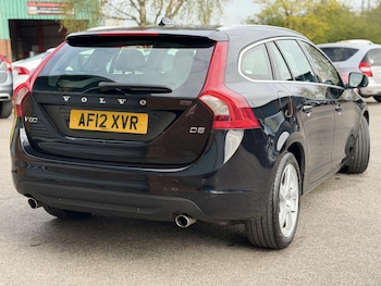 Used Volvo V60 2012 for sale - 78344294: Photo