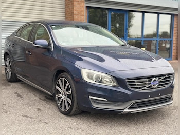 2015 - 4-Door