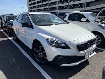 Volvo V40 Cross Country feature image