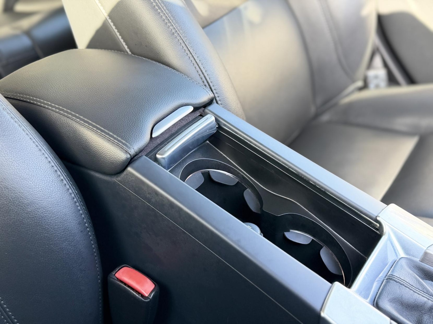 Used Volvo V60 2015 for sale - 77525245: Photo 29