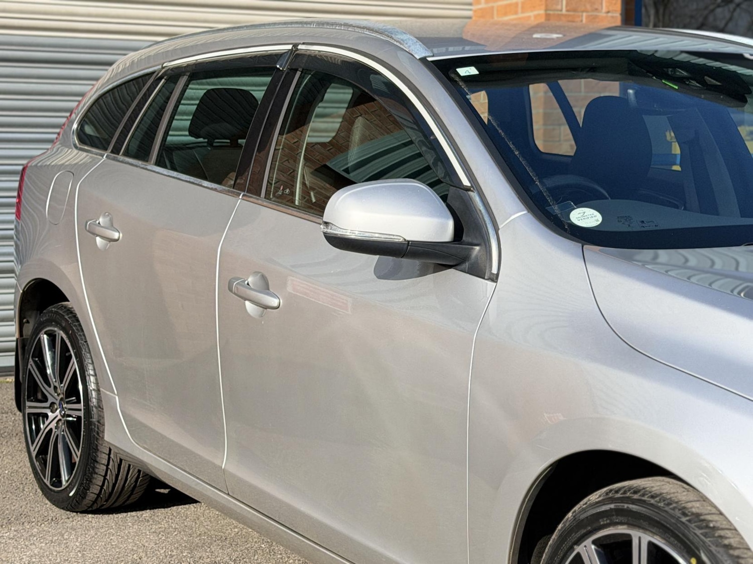 Used Volvo V60 2015 for sale - 77525245: Photo 7