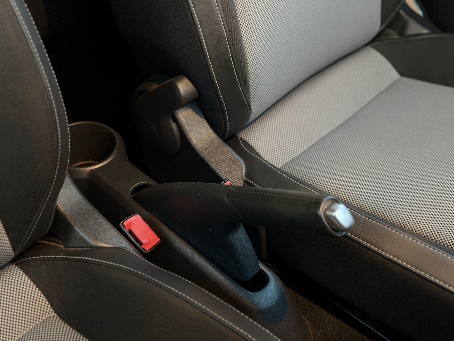 Used Volkswagen up! 2013 for sale - 76900101: Photo 24