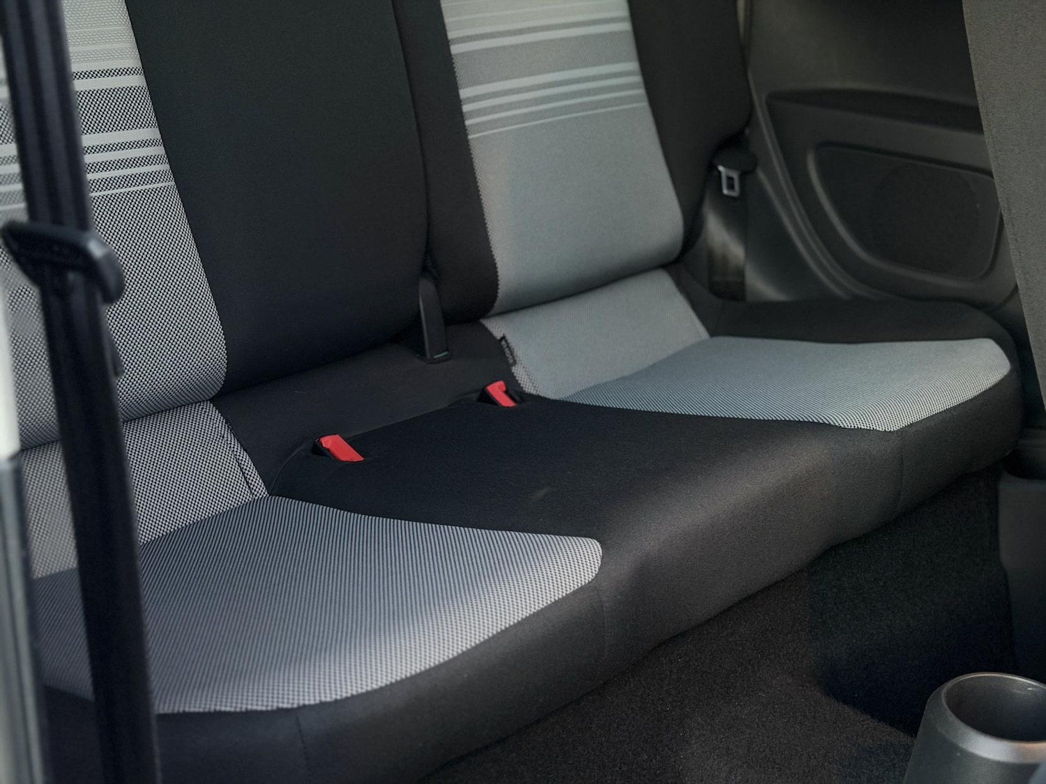 Used Volkswagen up! 2013 for sale - 76900101: Photo 27