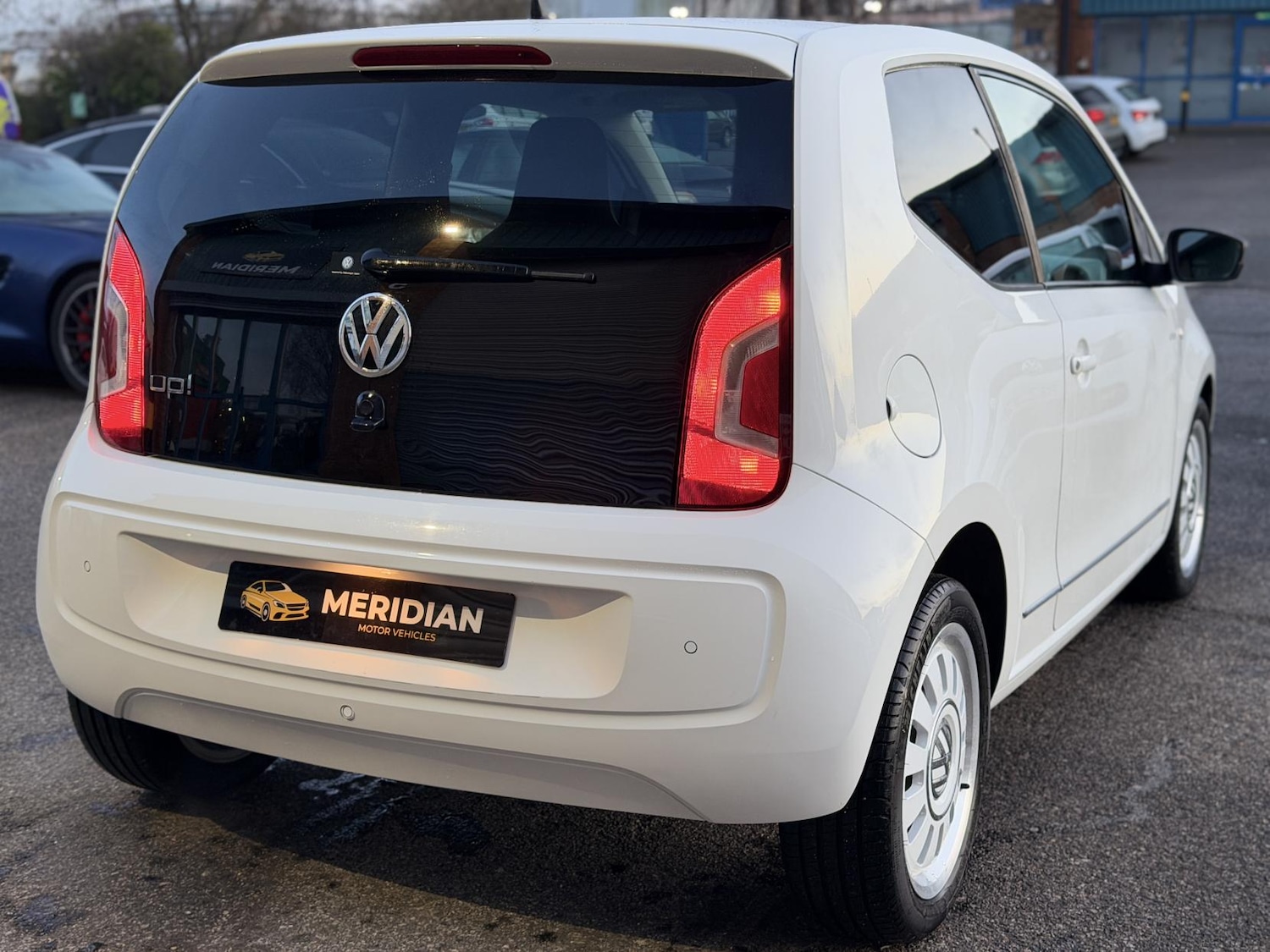 Used Volkswagen up! 2013 for sale - 76900101: Photo 4