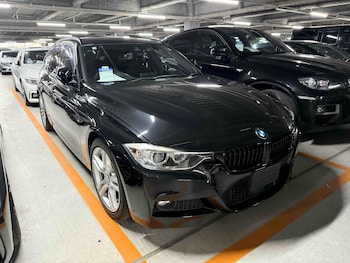 Used BMW 3 Series 2015 for sale - 76412315: Photo