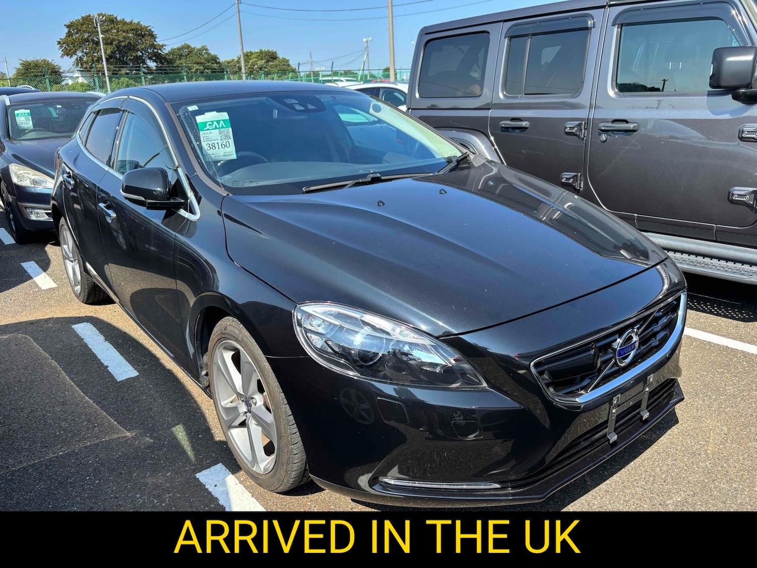 Used Volvo V40 2014 for sale - 76796730: Photo 1