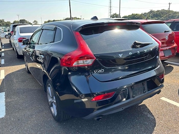 Used Volvo V40 2014 for sale - 76796730: Photo