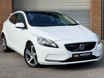 Used Volvo V40 2013 for sale - 78941704: Photo