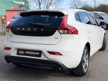 Used Volvo V40 2013 for sale - 78941704: Photo