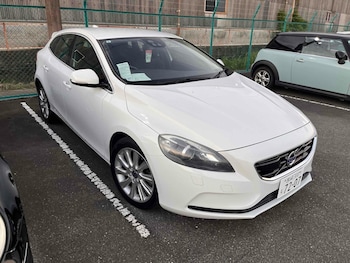 Volvo V40 feature image
