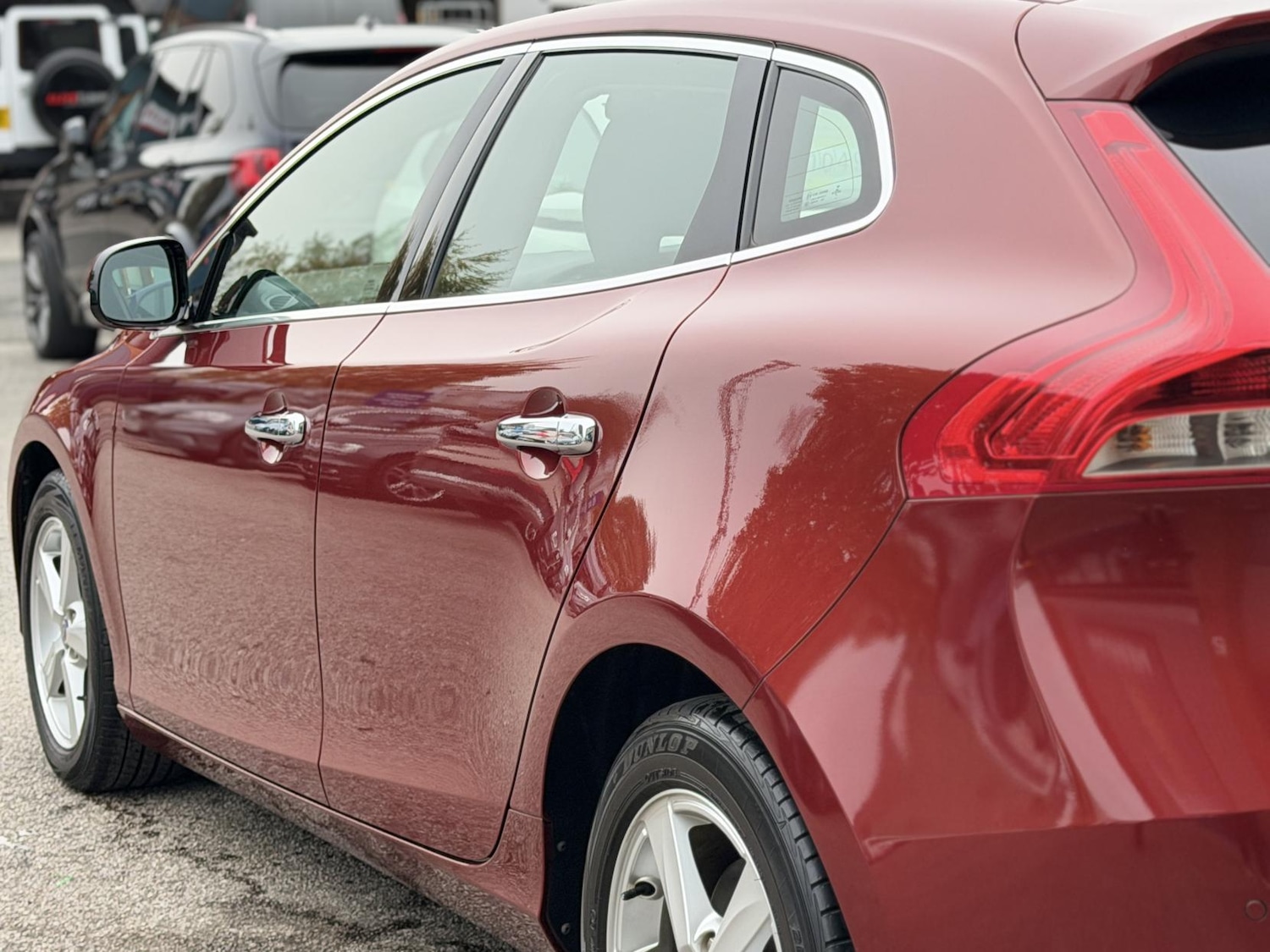 Used Volvo V40 2014 for sale - 76418704: Photo 12