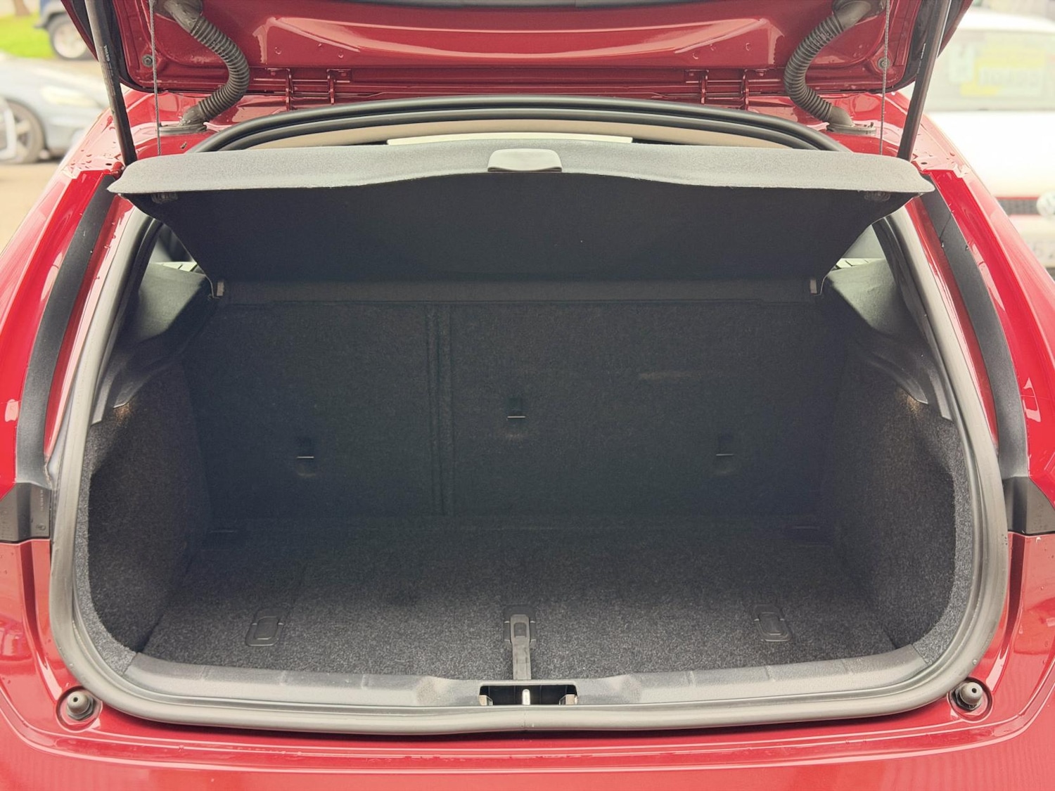 Used Volvo V40 2014 for sale - 76418704: Photo 14