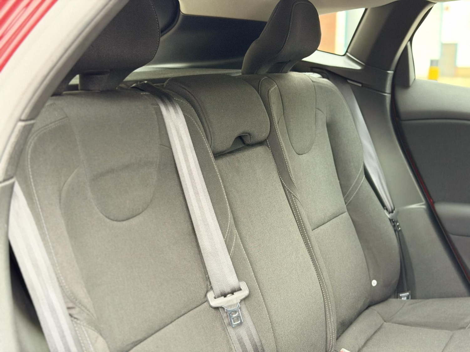 Used Volvo V40 2014 for sale - 76418704: Photo 37