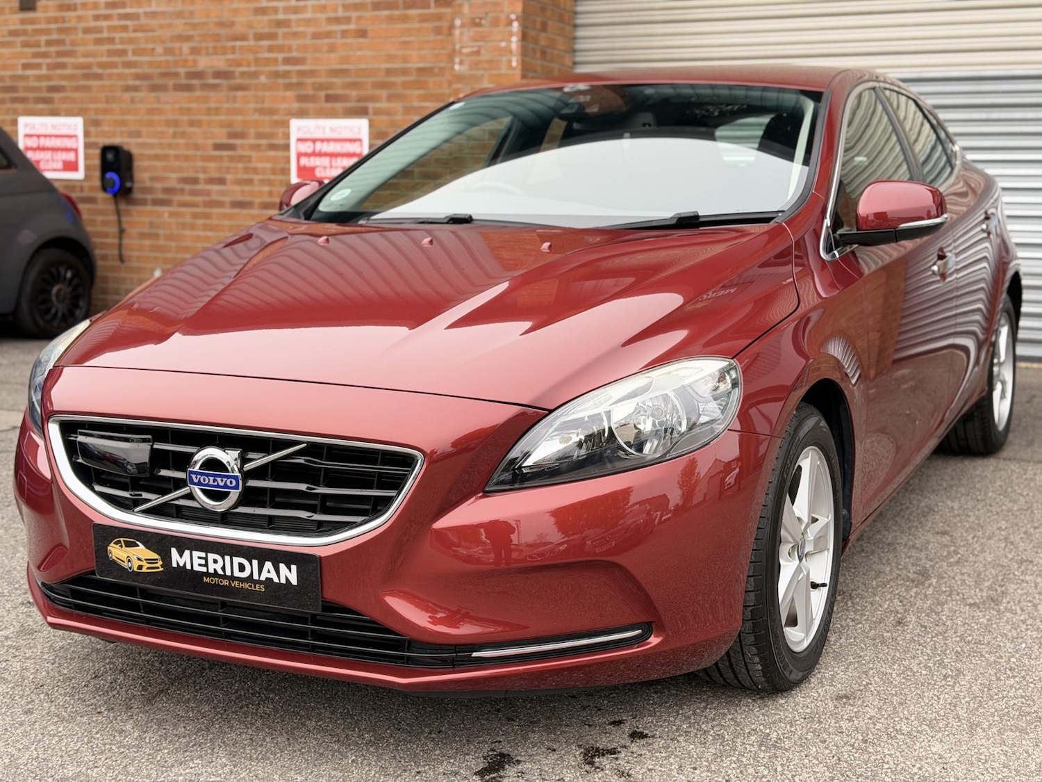 Used Volvo V40 2014 for sale - 76418704: Photo 5