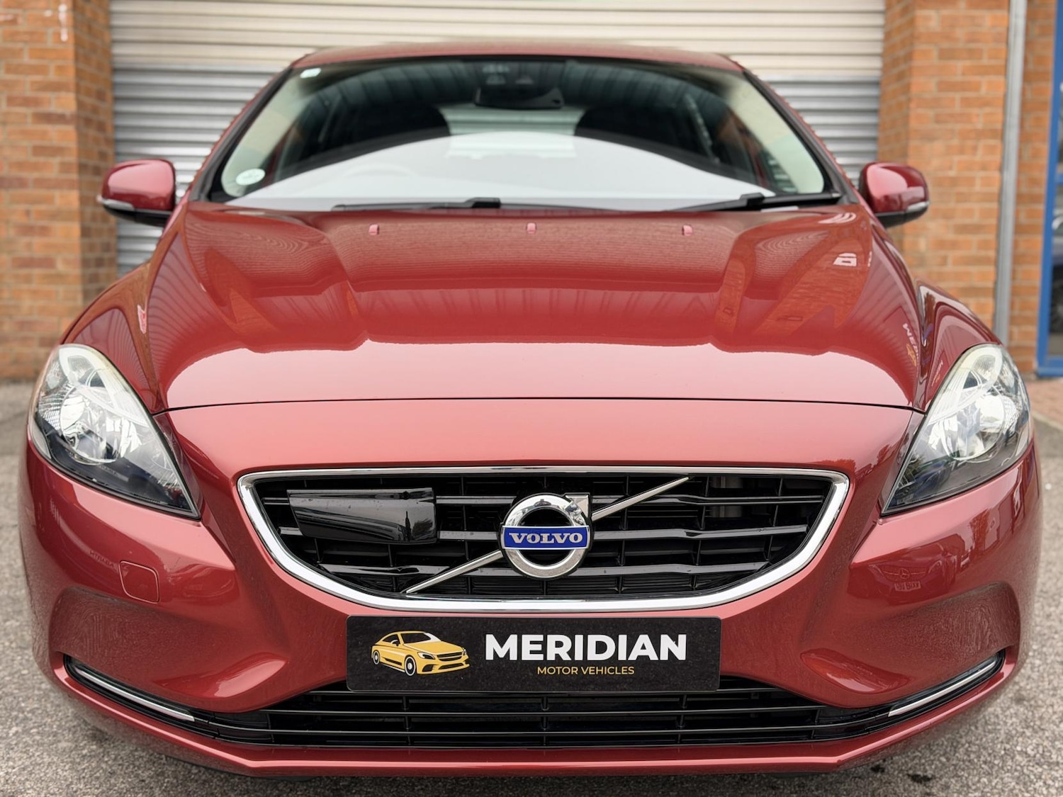 Used Volvo V40 2014 for sale - 76418704: Photo 8