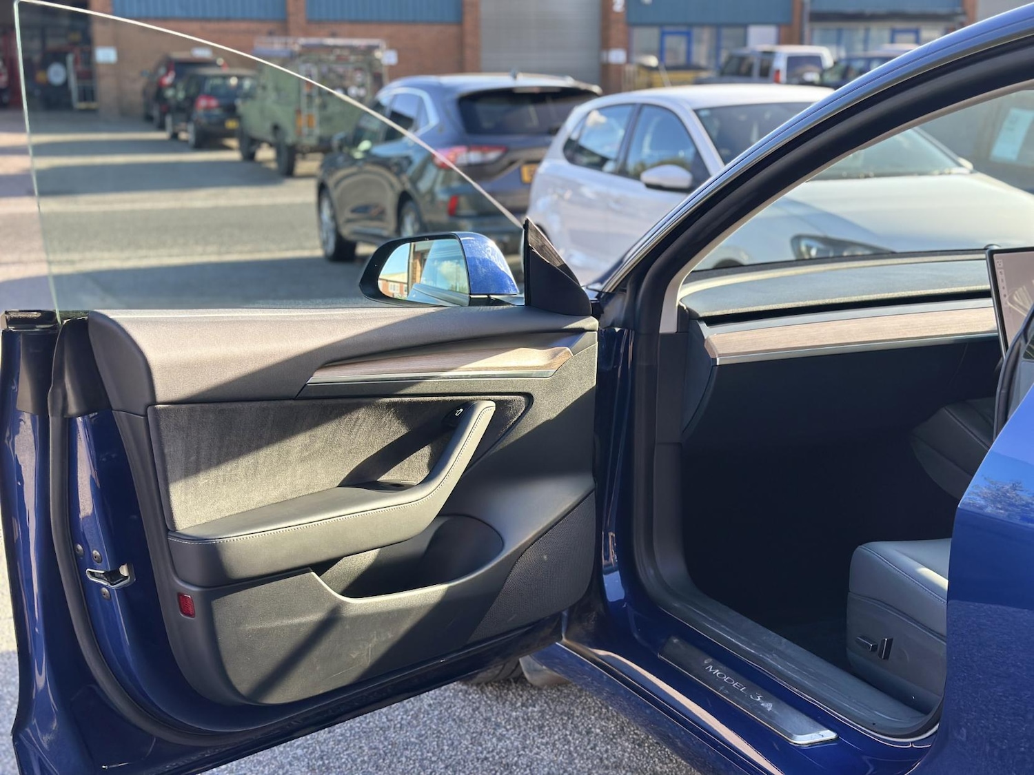 Used Tesla Model 3 2021 for sale - 76041654: Photo 30