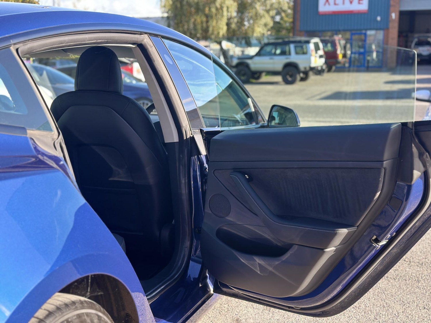 Used Tesla Model 3 2021 for sale - 76041654: Photo 35