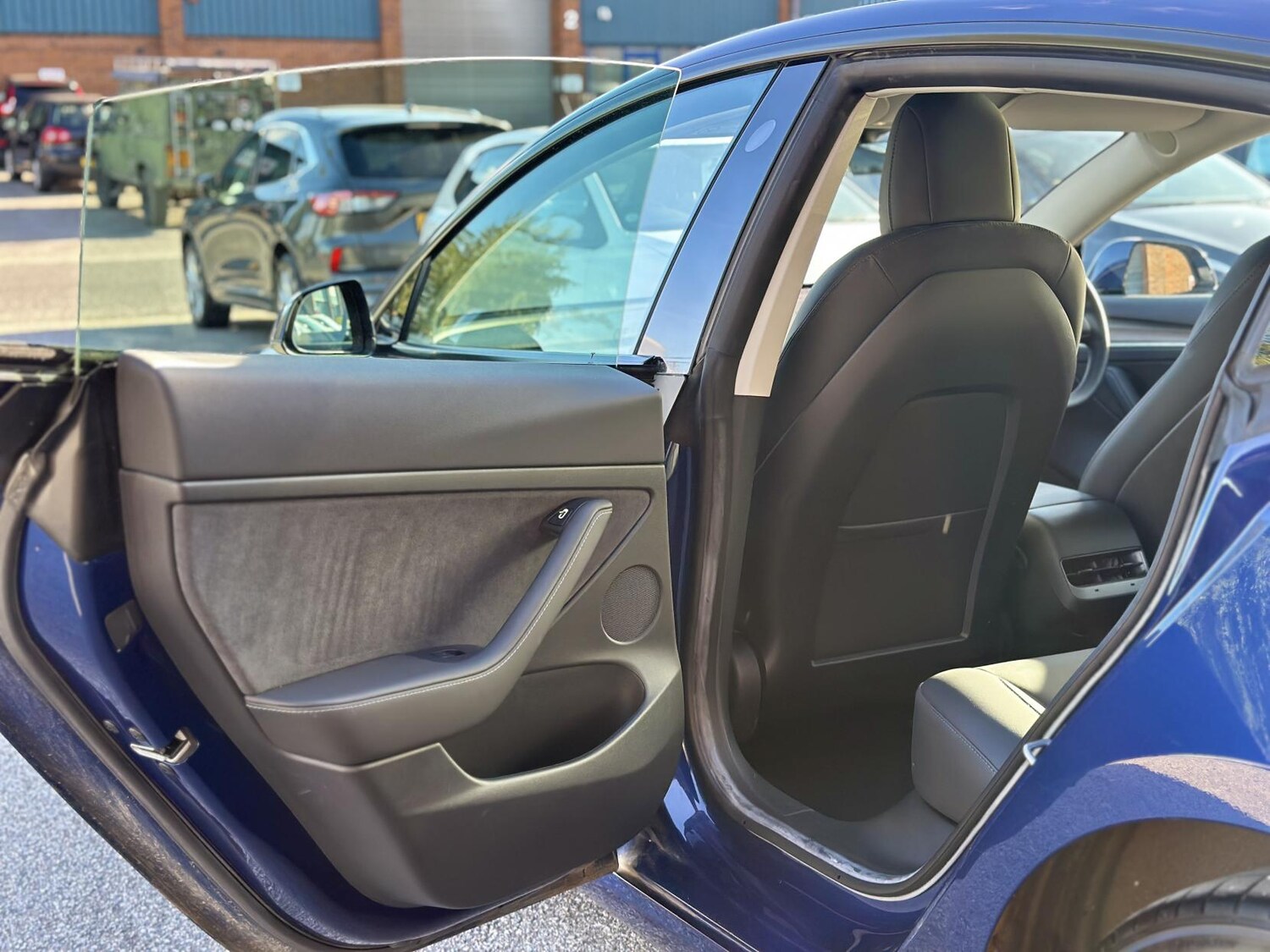 Used Tesla Model 3 2021 for sale - 76041654: Photo 39