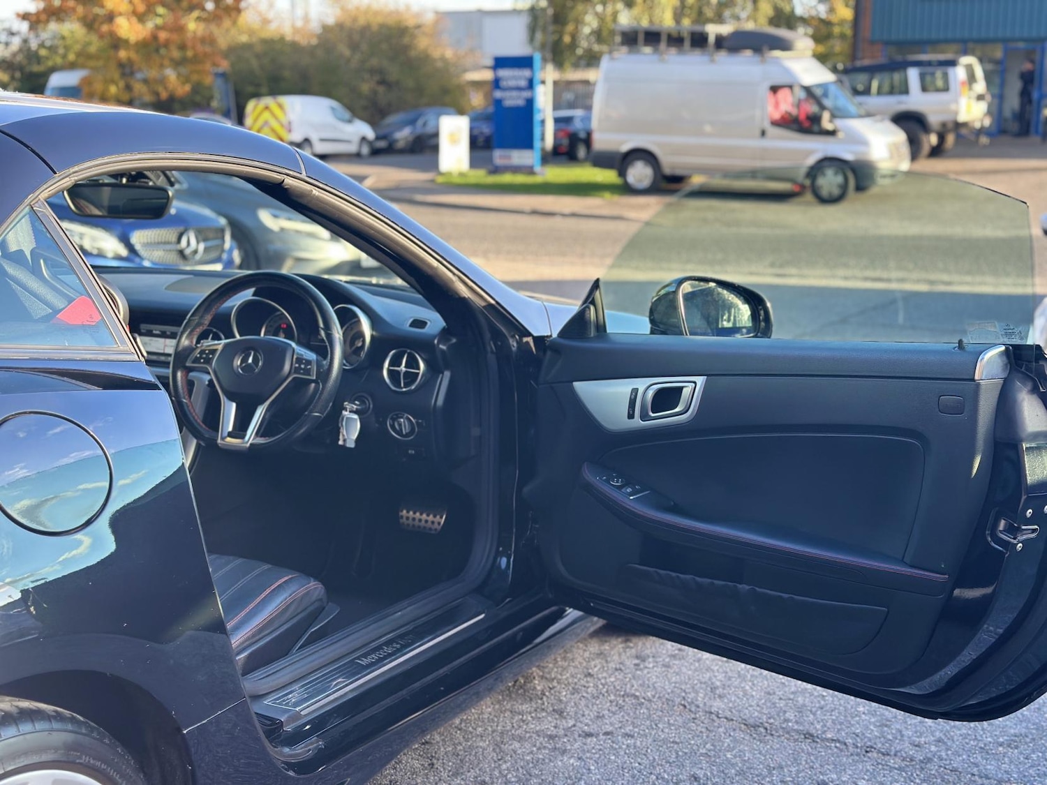 Used Mercedes-Benz SLK 2013 for sale - 76209529: Photo 17