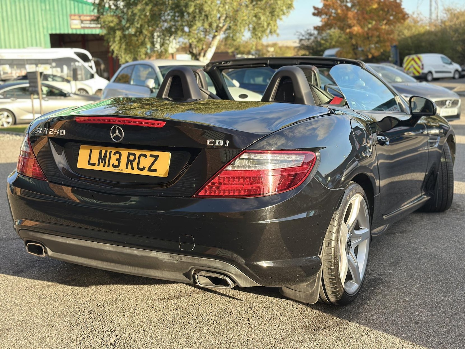 Used Mercedes-Benz SLK 2013 for sale - 76209529: Photo 2