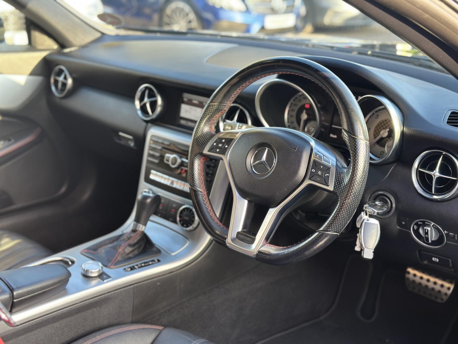 Used Mercedes-Benz SLK 2013 for sale - 76209529: Photo 21
