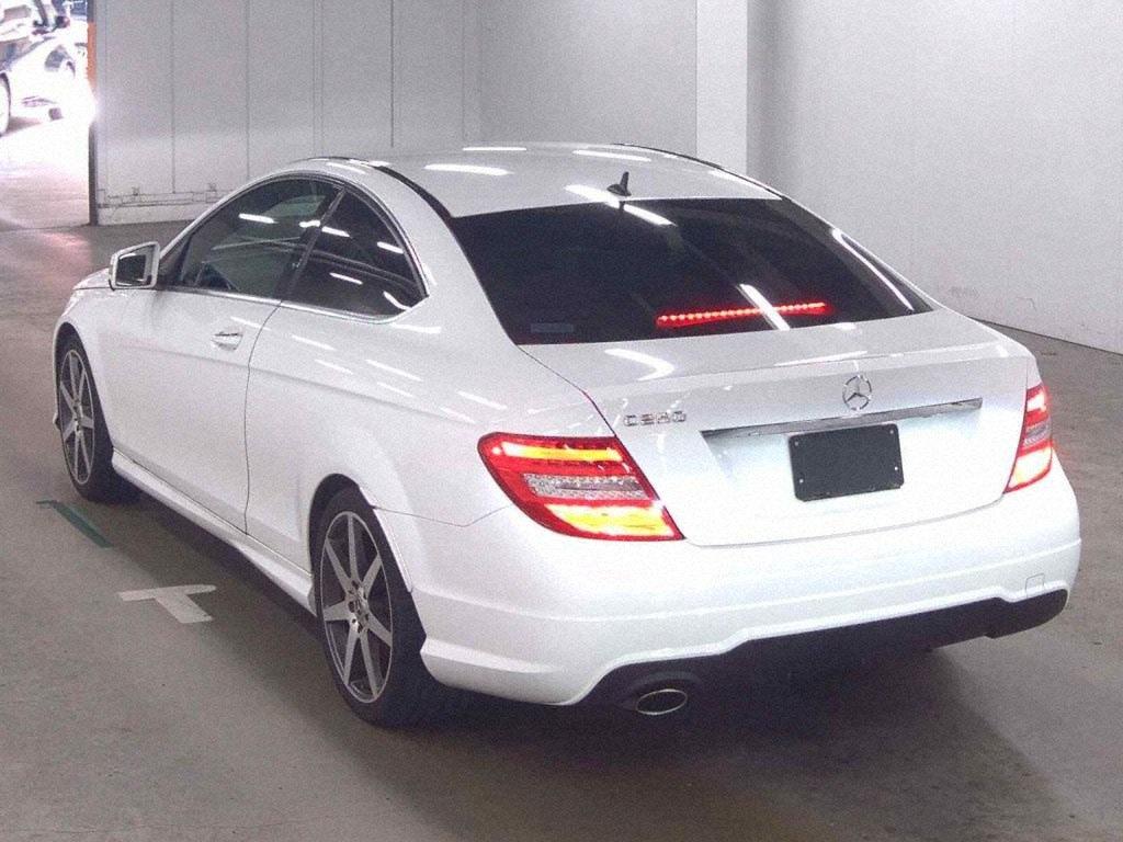 Used Mercedes-Benz C Class 2013 for sale - 77833773: Photo 2