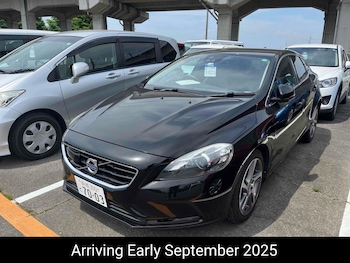 Used Volvo V40 2015 for sale - 75733129: Photo