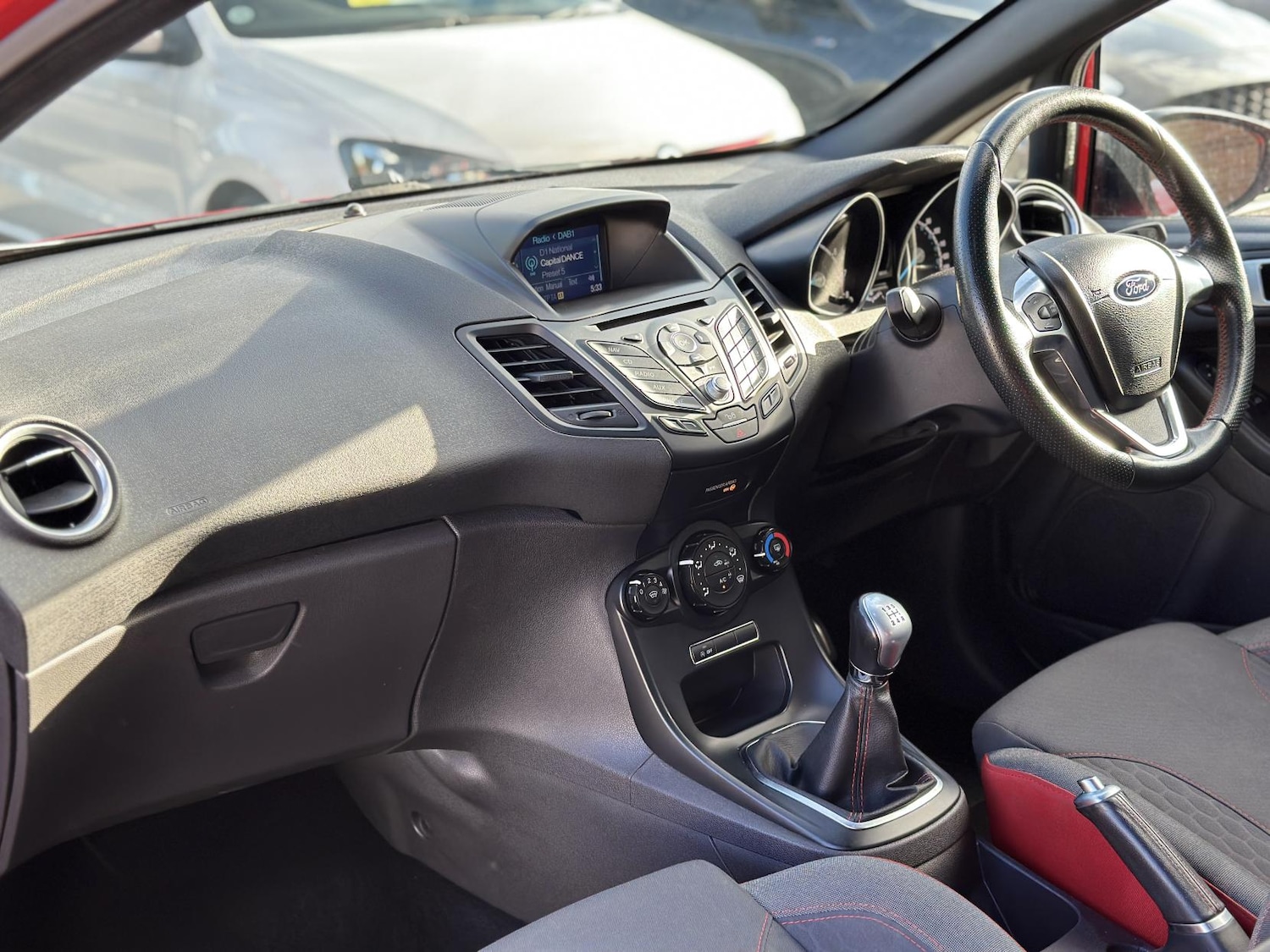 Used Ford Fiesta 2017 for sale - 77525259: Photo 32