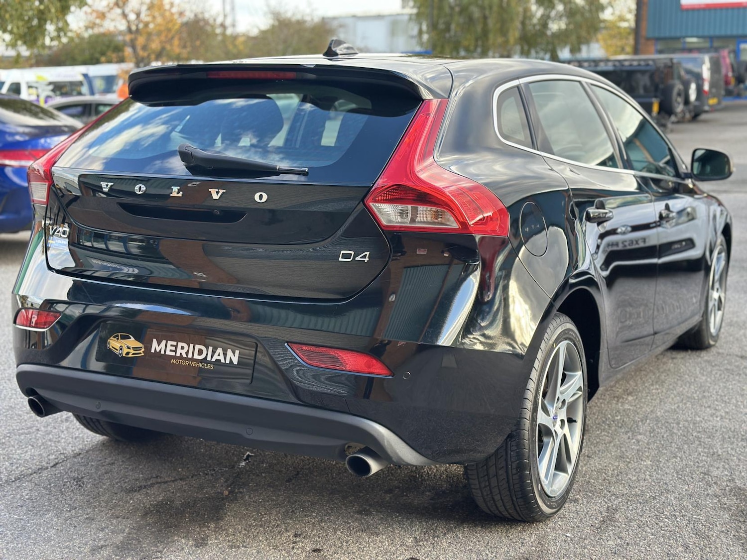 Used Volvo V40 2015 for sale - 76394042: Photo 10