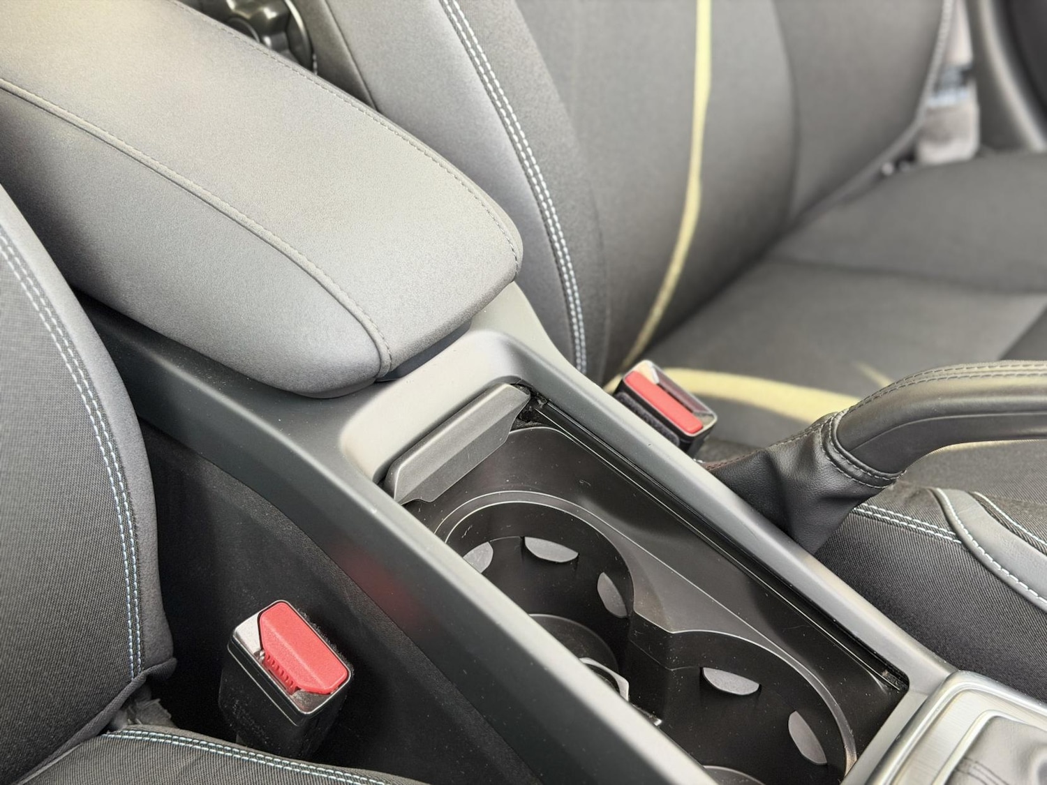 Used Volvo V40 2015 for sale - 76394042: Photo 28