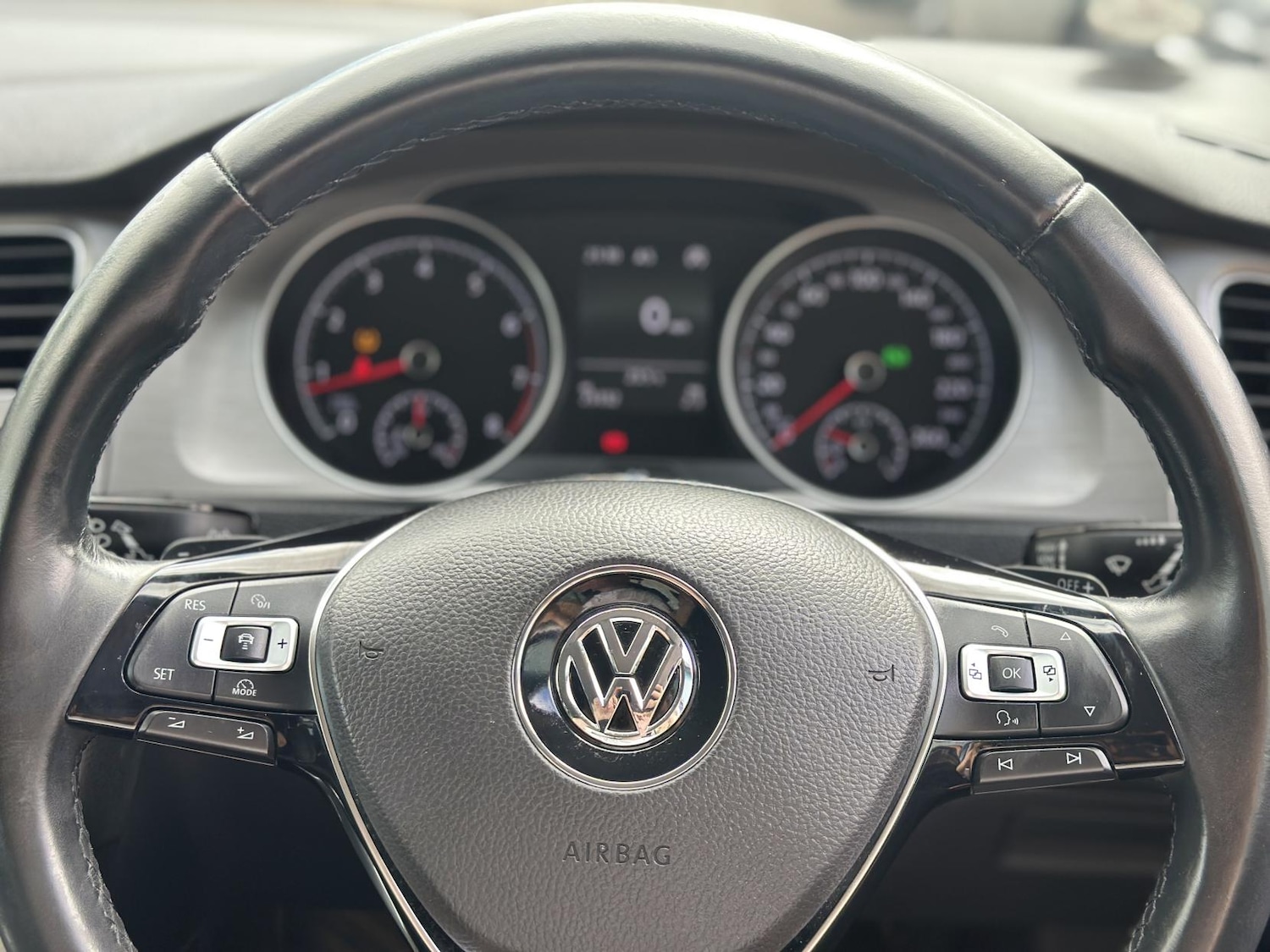Used Volkswagen Golf 2025 for sale - 76172715: Photo 20