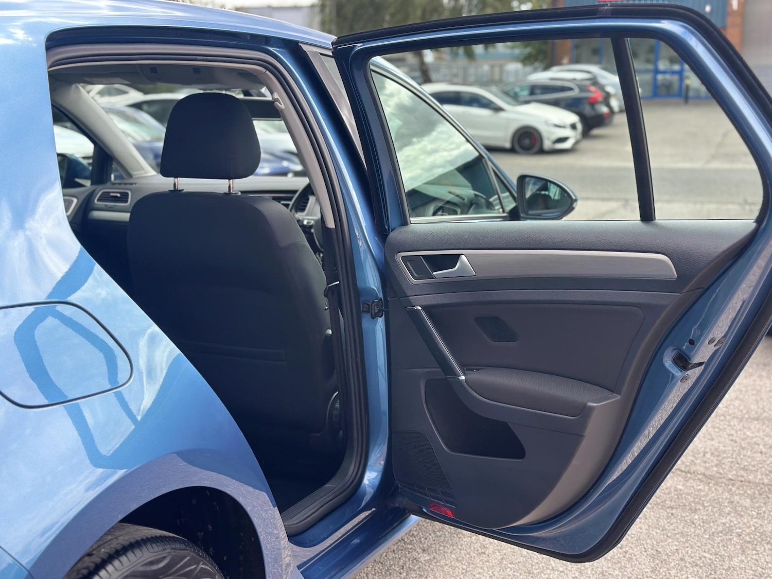 Used Volkswagen Golf 2025 for sale - 76172715: Photo 34