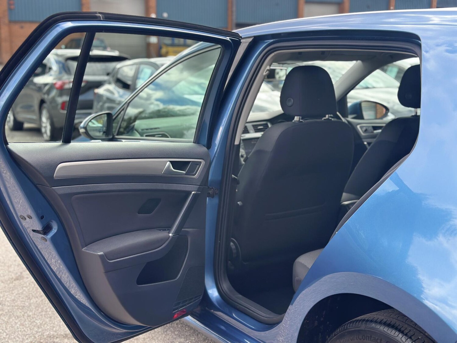 Used Volkswagen Golf 2025 for sale - 76172715: Photo 38