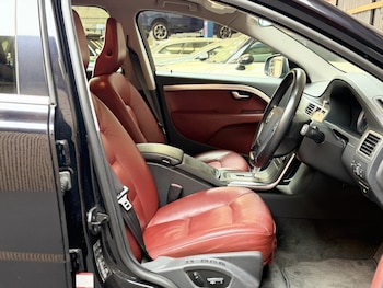 Used Volvo V70 2011 for sale - 79552559: Photo