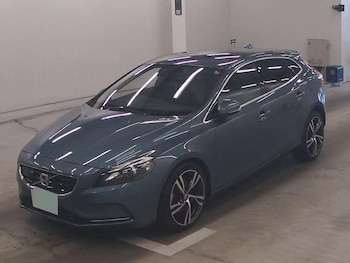 Volvo V40 feature image