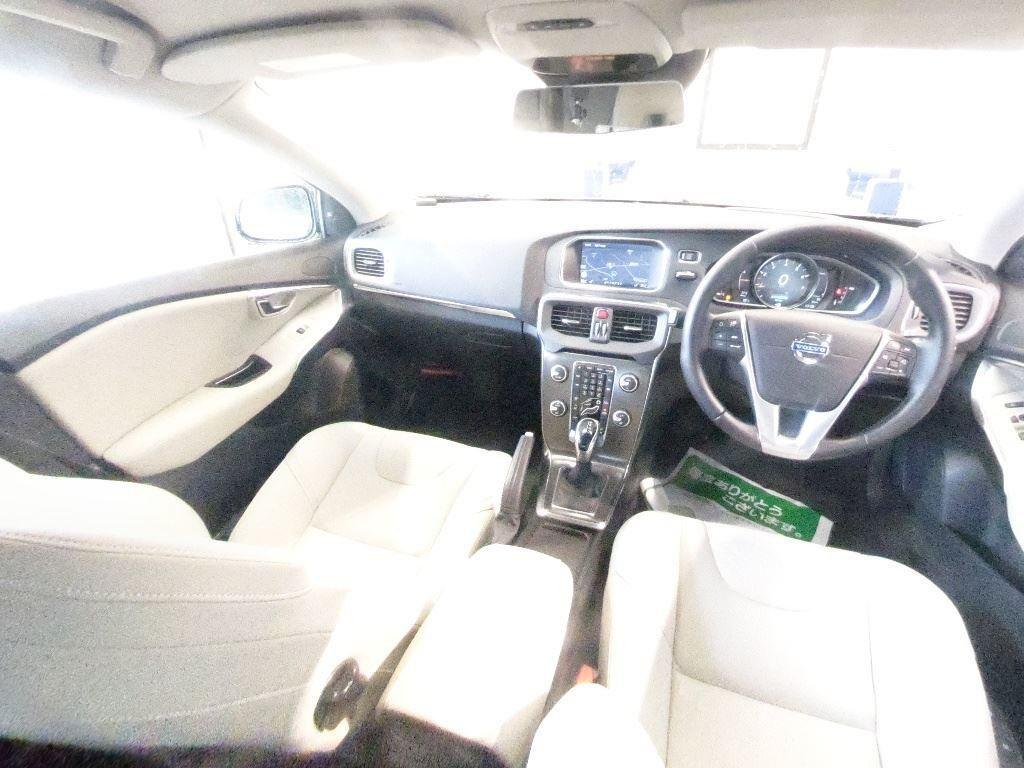Used Volvo V40 2013 for sale - 77532297: Photo 4