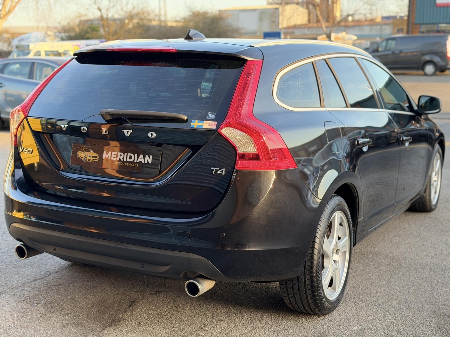 Used Volvo V60 2013 for sale - 77525277: Photo 10
