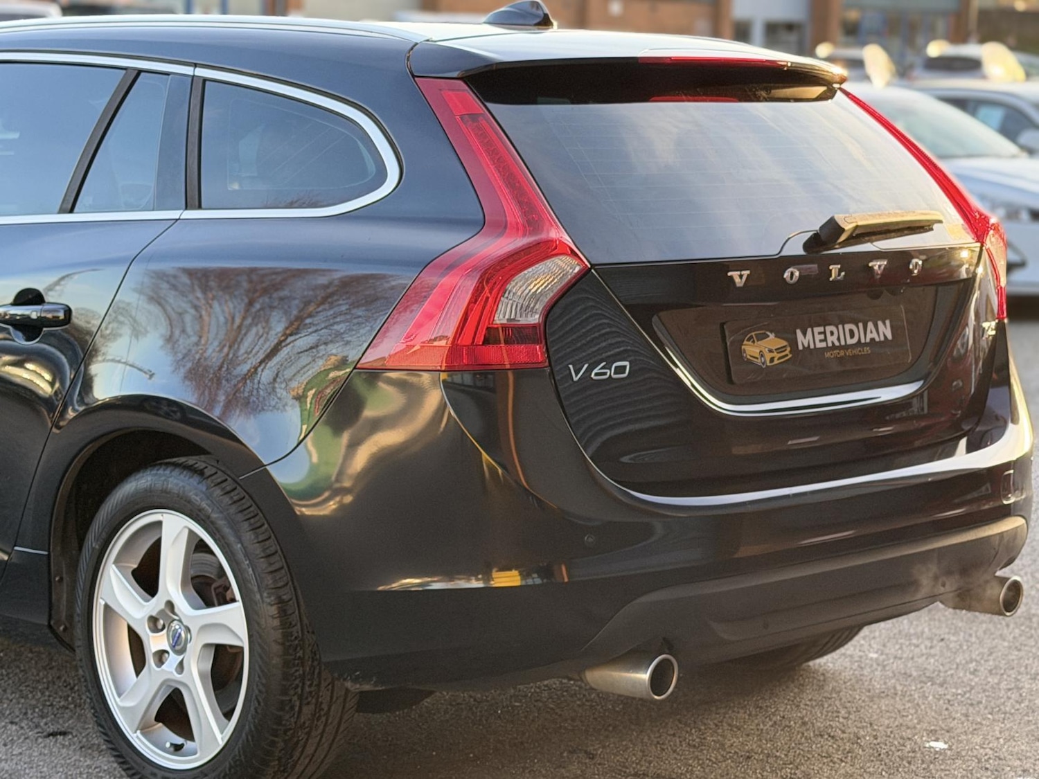 Used Volvo V60 2013 for sale - 77525277: Photo 11