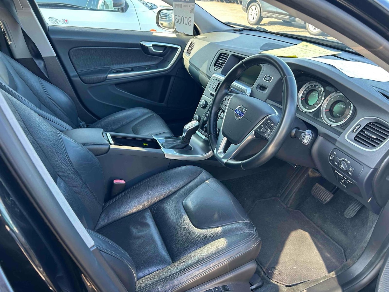 Used Volvo V60 2025 for sale - 77525277: Photo 3